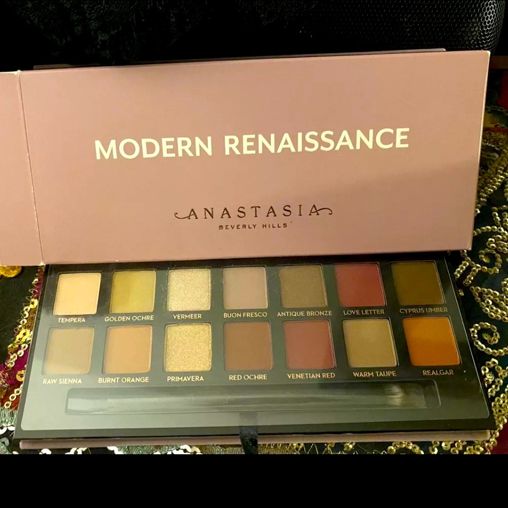 Brand New Anastasia Modern Renaissance Eye Shadow Palette